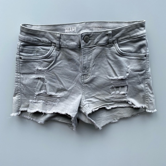 Bundle of 3 shorts - Picture 15 of 15